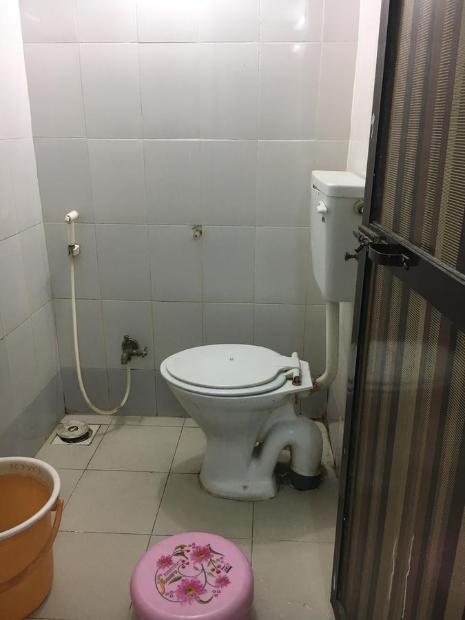 Hotel Janata Residency Мумбай Екстериор снимка